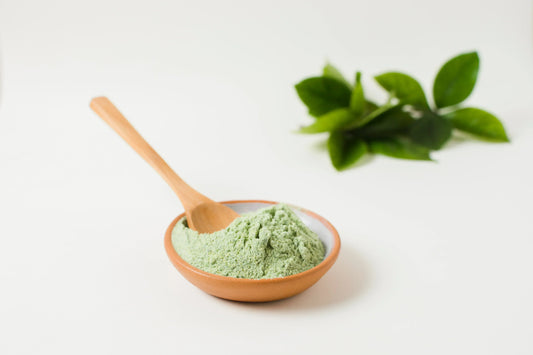 PCOD Weight Management: Can Organic Moringa Powder Help?